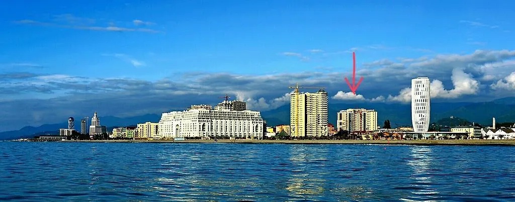Nino Apartment On Pirosmani Batumi