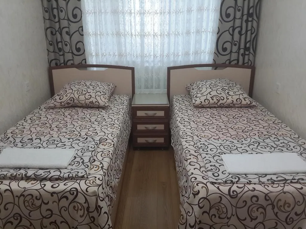 Nino Apartment On Pirosmani Batumi 0*,  Georgien